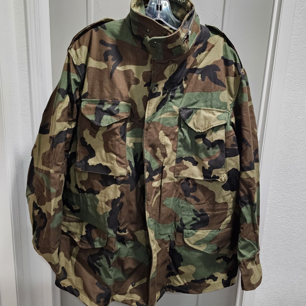 US Army M-65 M65 Field Jacket Woodland Camo Large Long Cold Weather NWOT